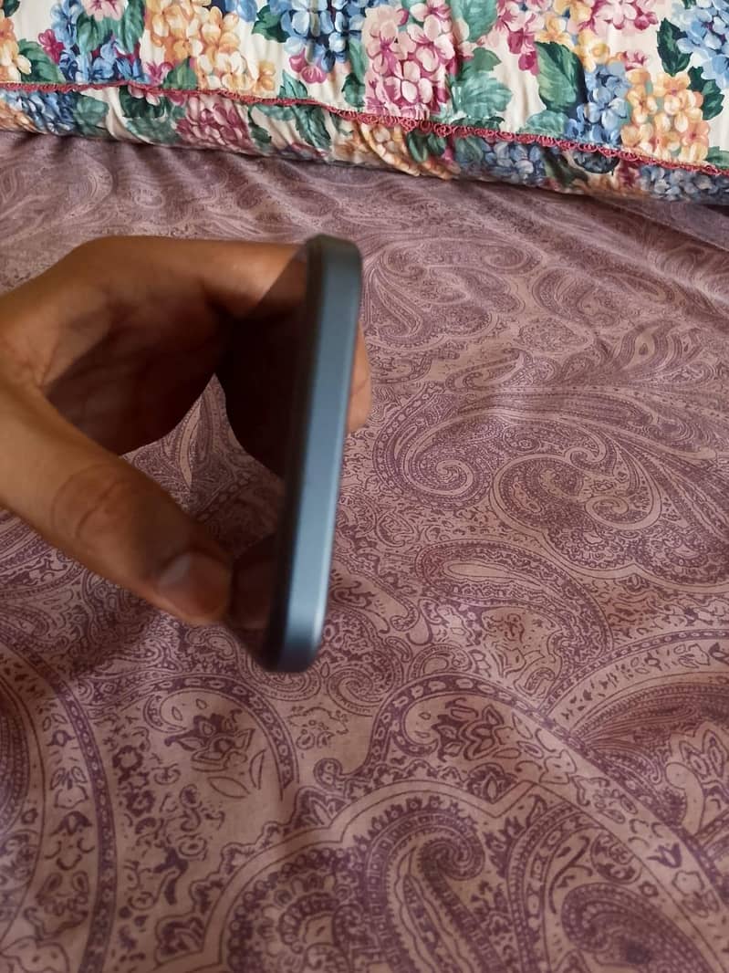 OPPO A6 4