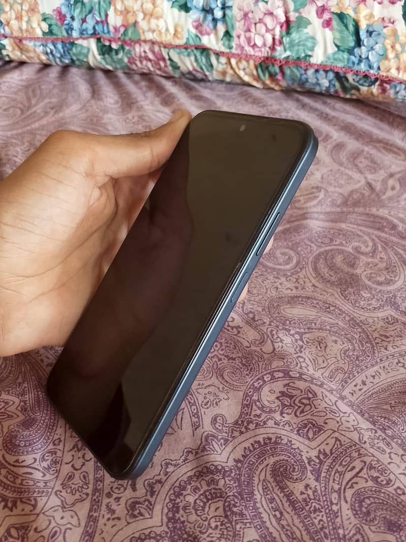 OPPO A6 7