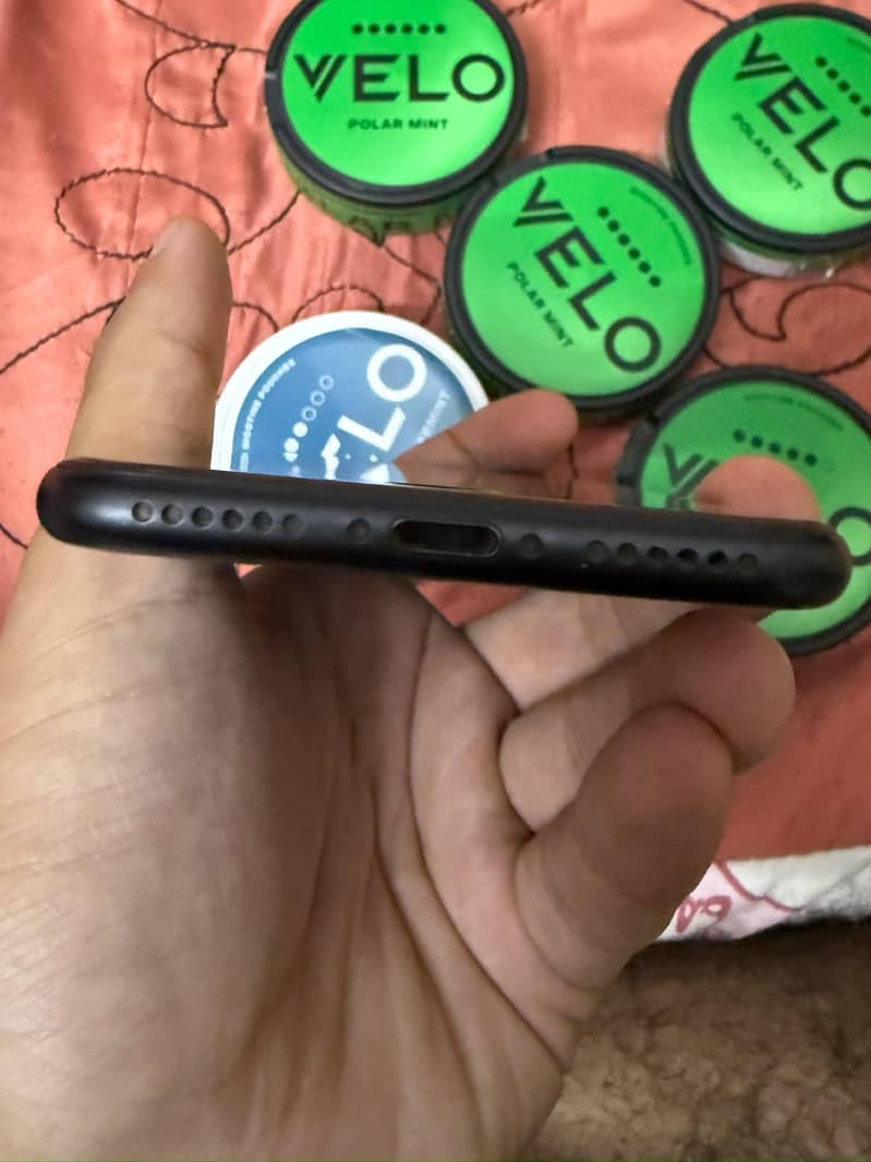 Apple iPhone 7 5