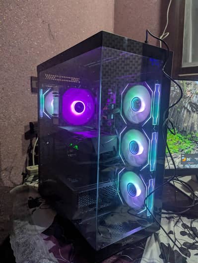 Sonic glass casing for PC with box