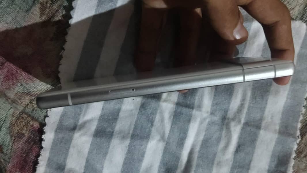 Google Pixel 7a  approved 1