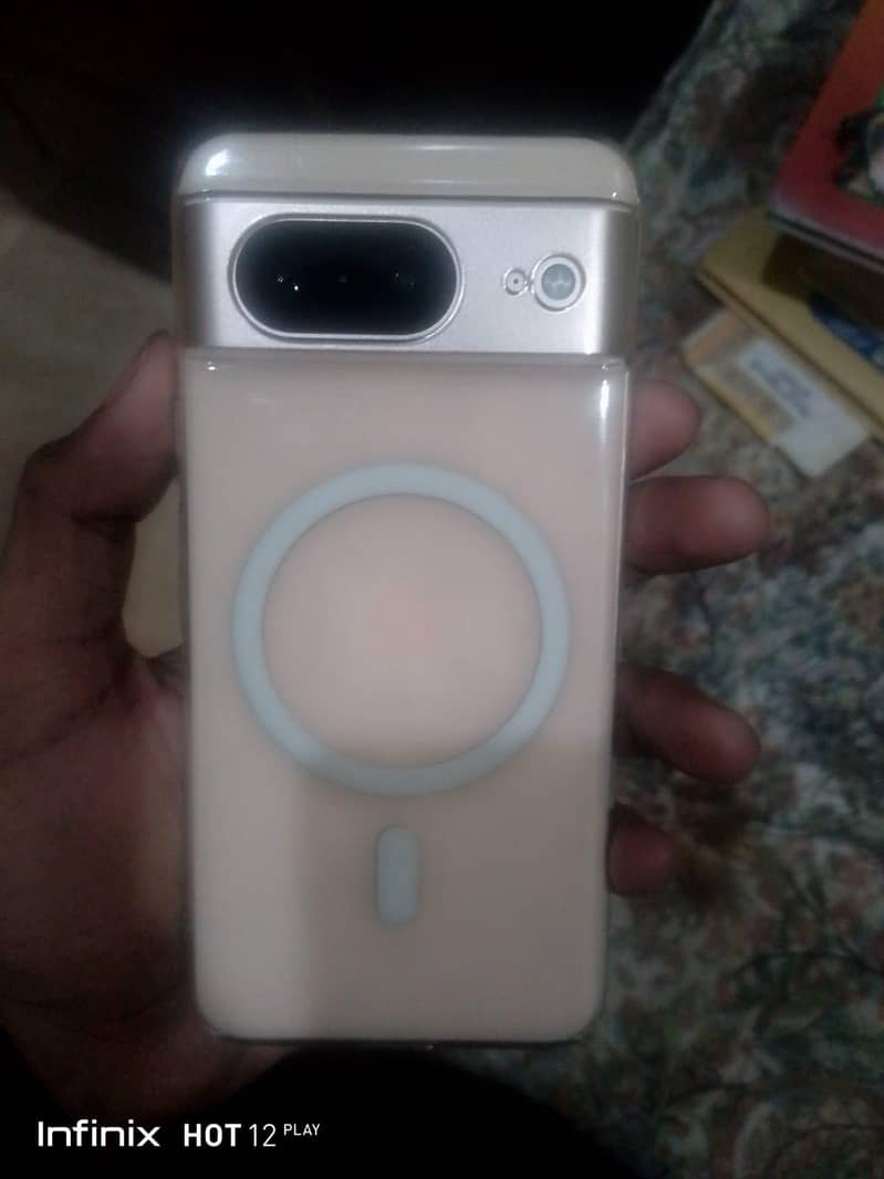 Google Pixel 8 1