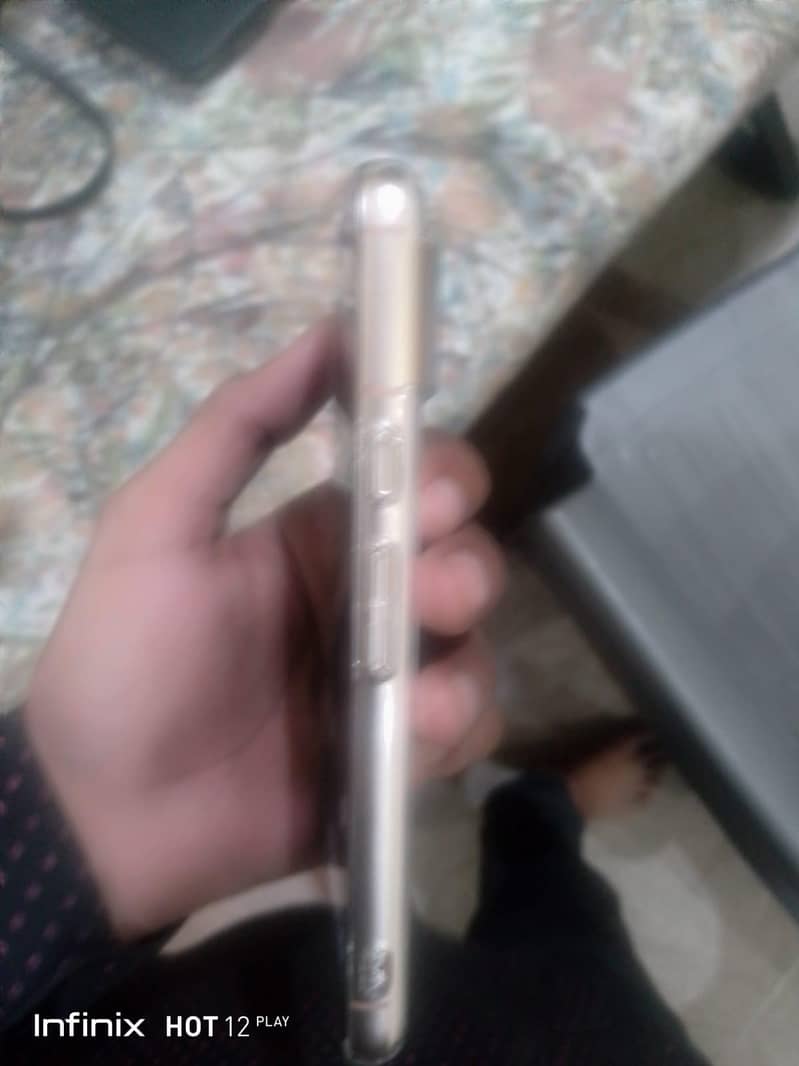 Google Pixel 8 7