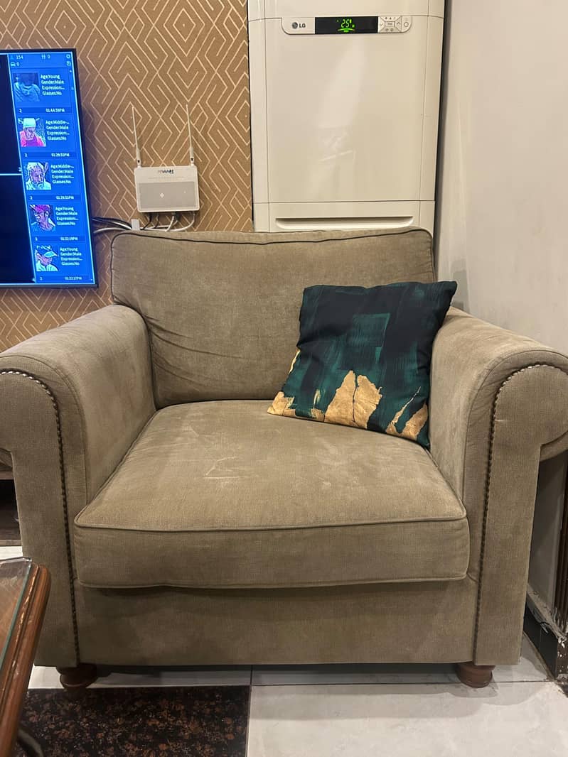 Interwood Sofa 3