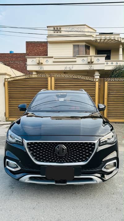 MG HS Trophy full Option 2021 ( Top of the Line )