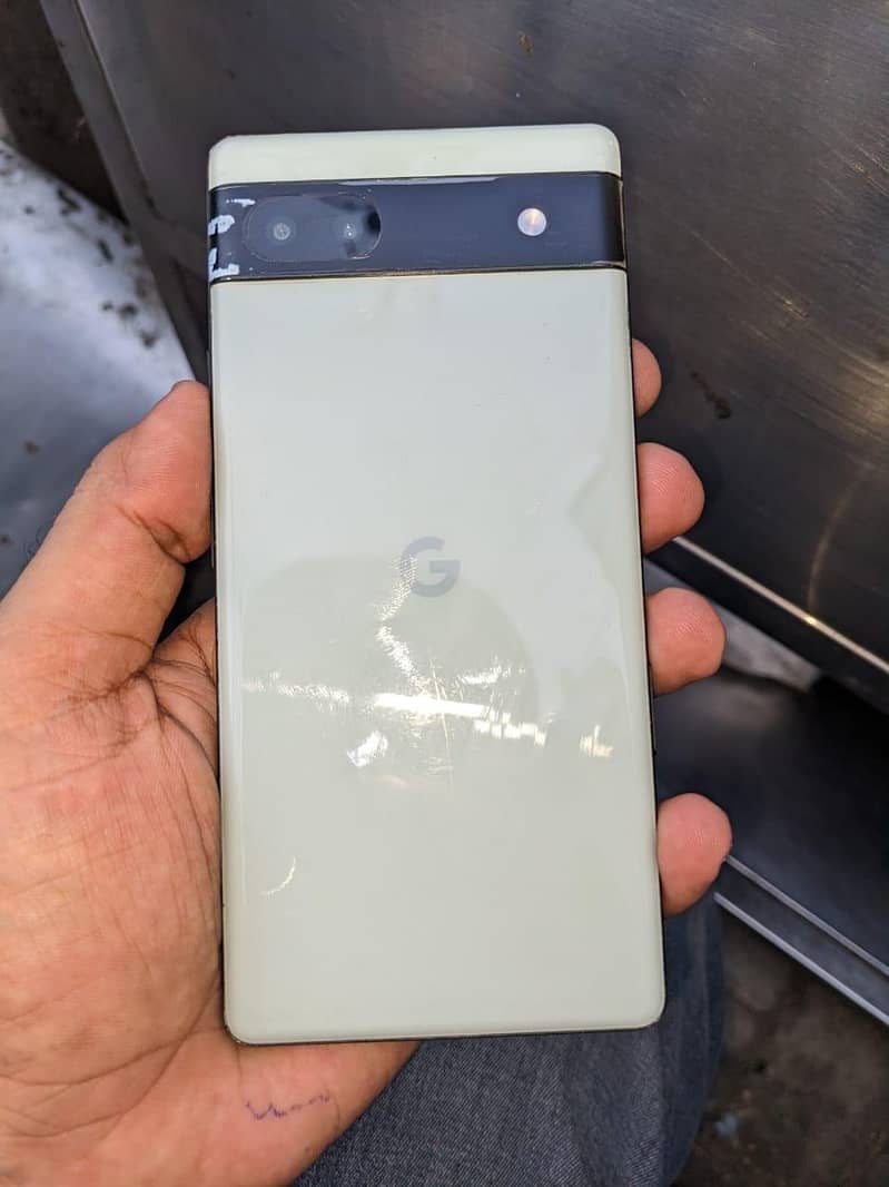 Google Pixel 6a 3