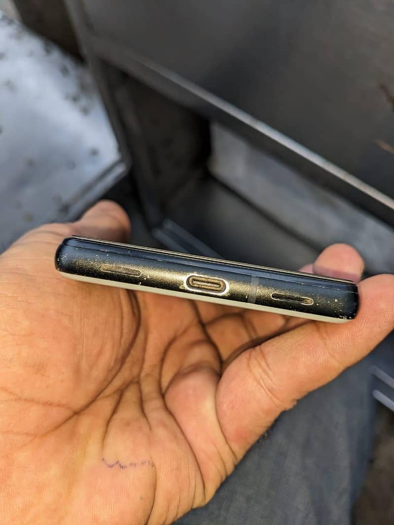 Google Pixel 6a 4