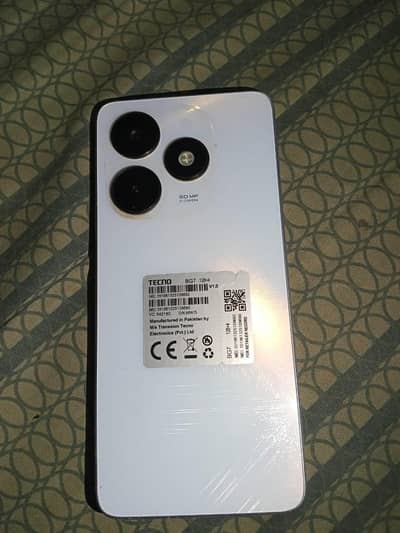 Tecno Spark 20C 4/128 hn  03700364659 is num pe rabta karen