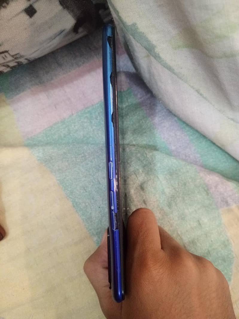 Tecno Spark 4 4