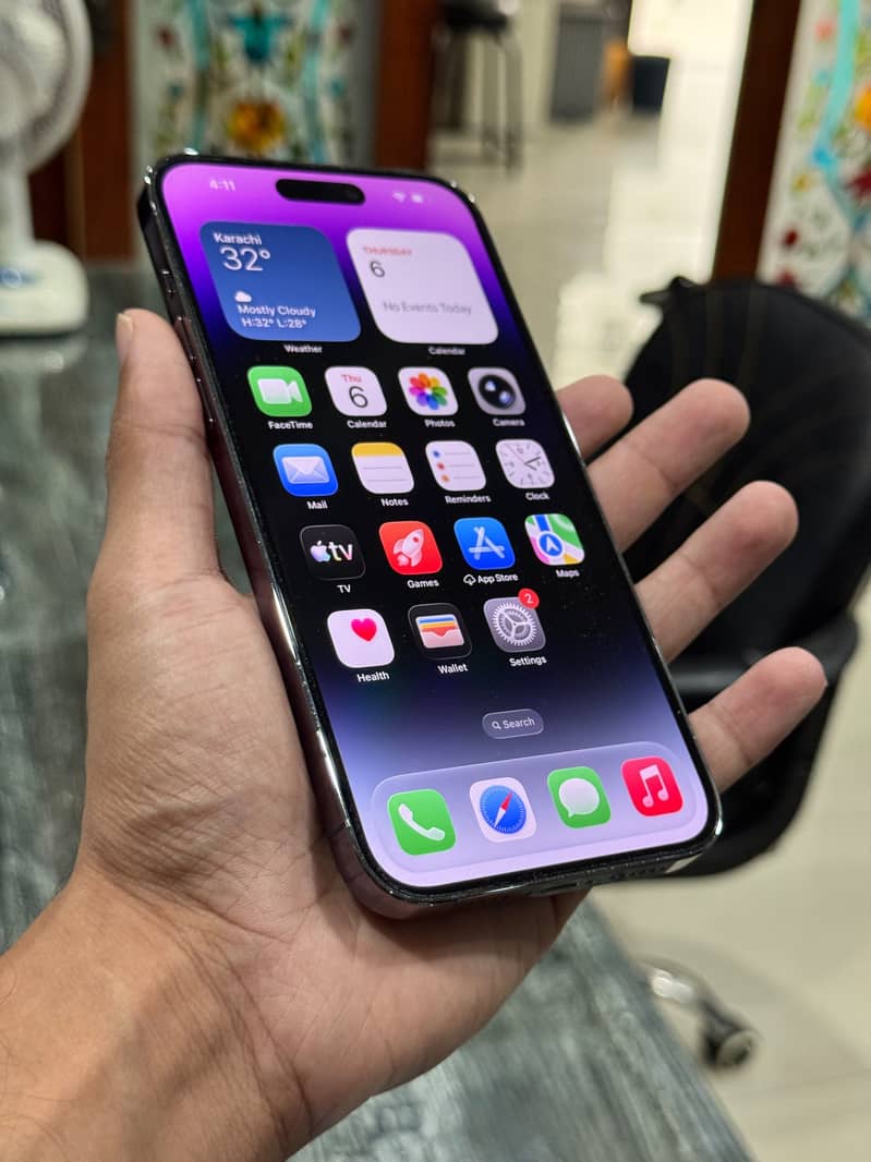 Apple iPhone 14 Pro Max 0