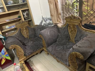 Mughul sofa and table