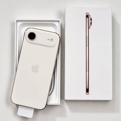 Apple iPhone 17 Air 1TB Light Gold