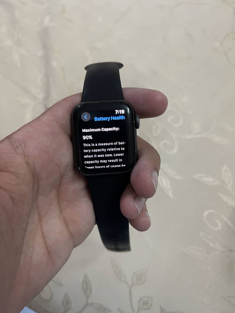 Apple Watch SE 6