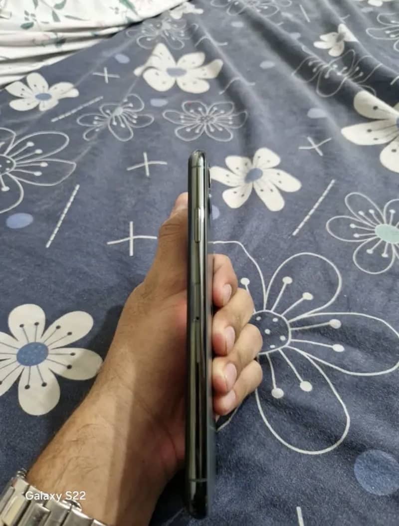 Iphone 11 pro max 3