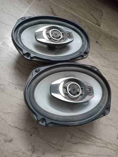 CAR SPEAKERS 100% ORGINAL
