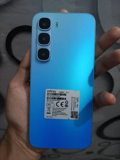 Infinix Hot 60 pro (8gb & 128gb) Only 2 weeks use with Complete box