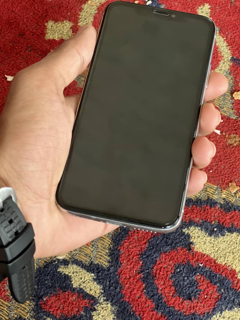 Apple iPhone X 6