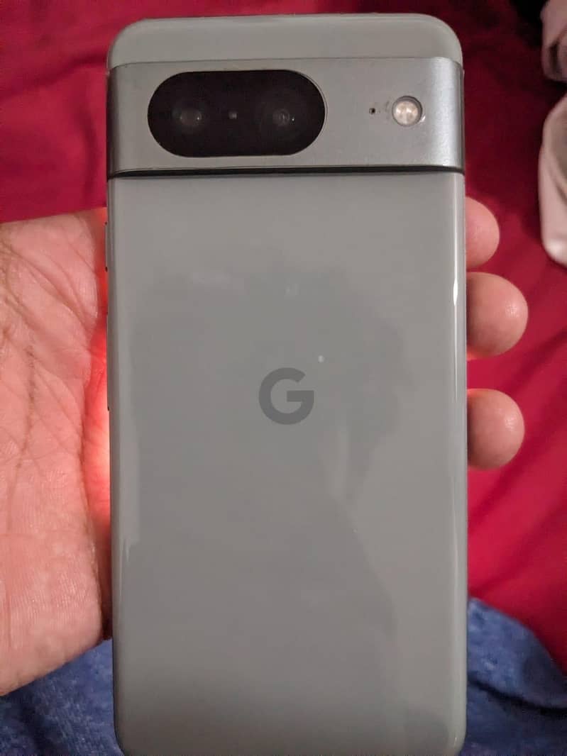 Google Pixel 8 1