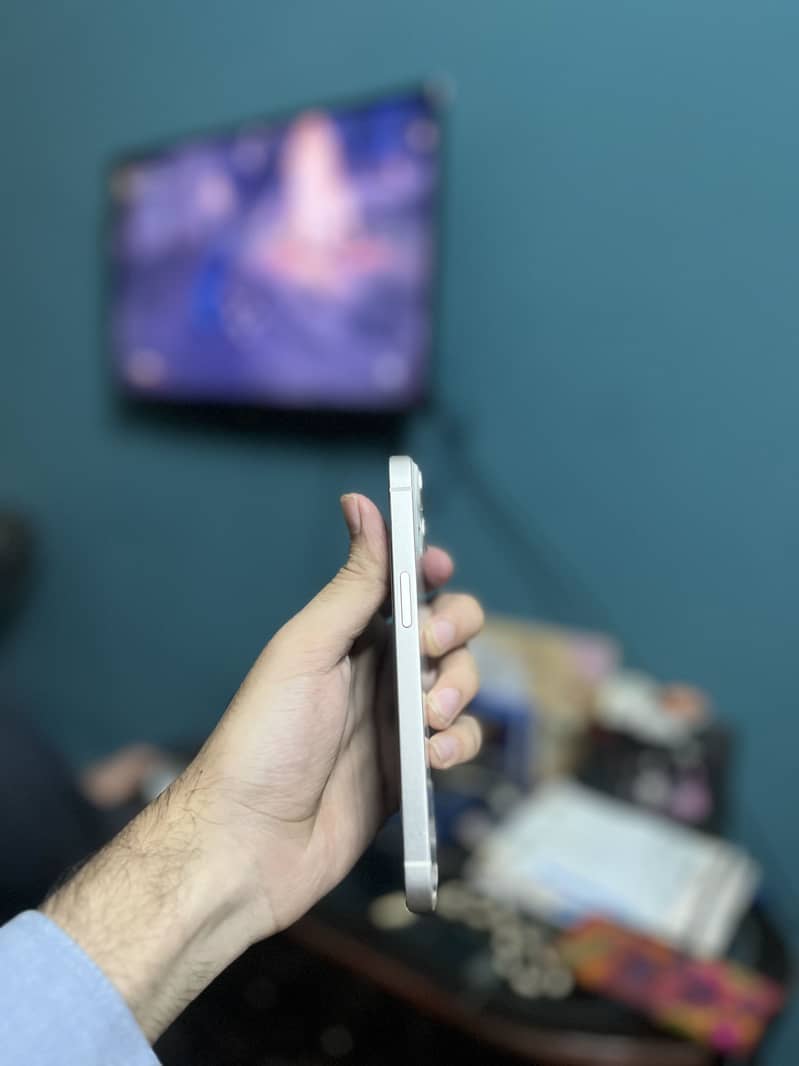 Apple iPhone 14 2