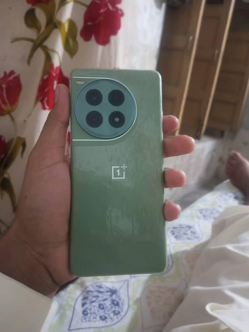 One Plus Ace 3 Pro 4