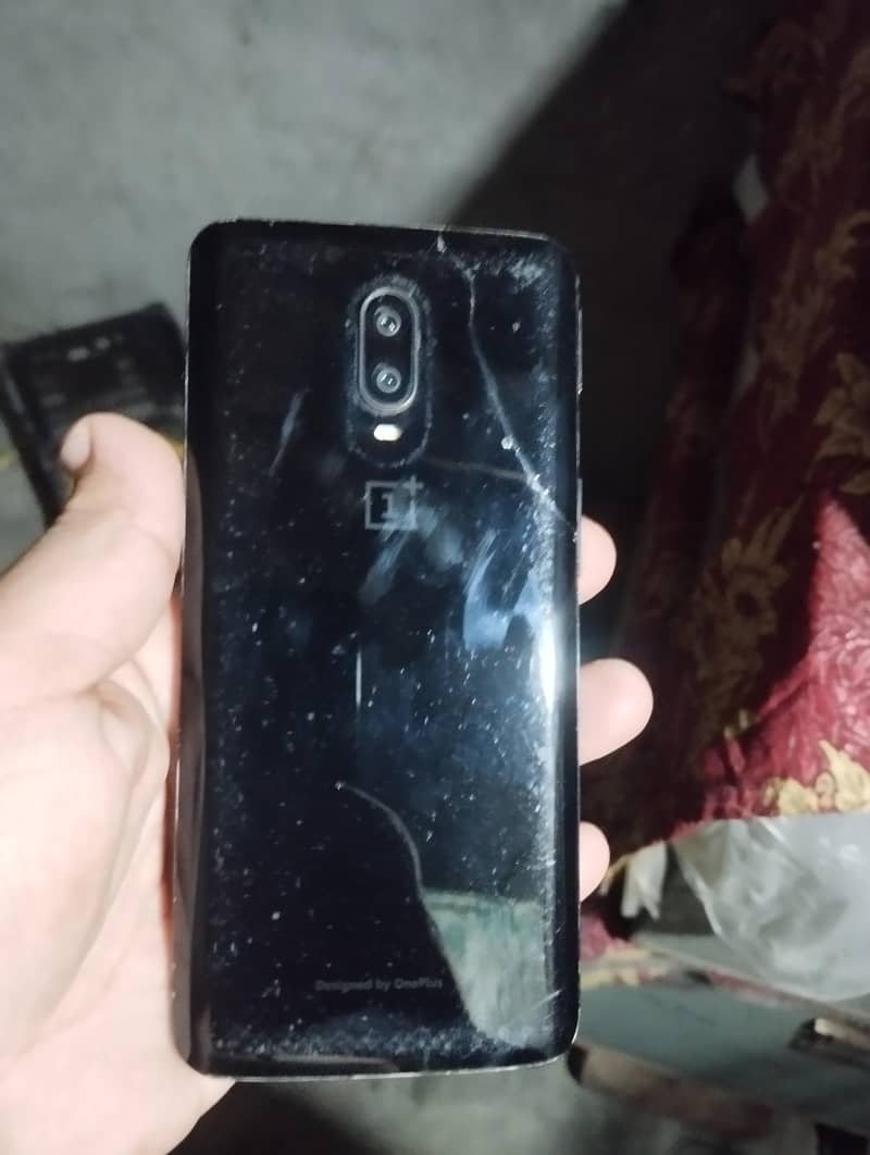One Plus 6T 1