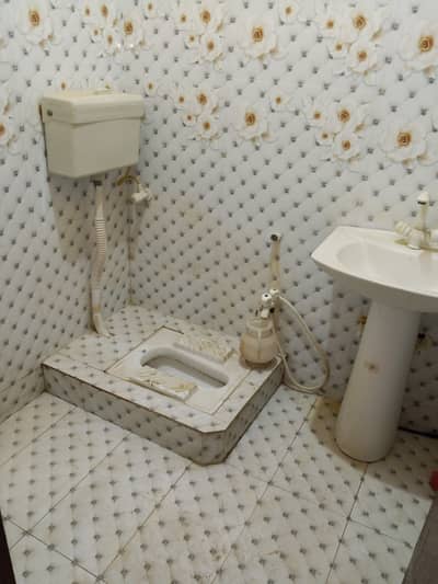 2 Bed DD, Flat on Rent Block-13C