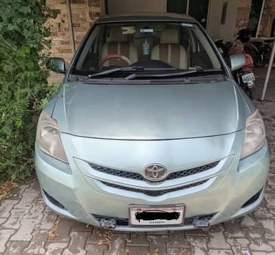 Toyota Belta 2006