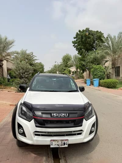 Isuzu D-Max V-Cross 2019