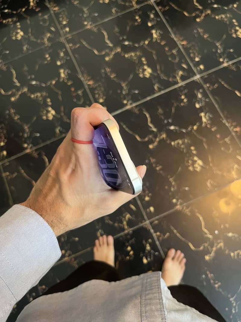Apple iPhone 14 6