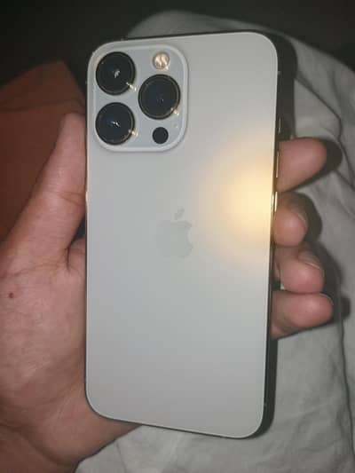 Apple iPhone 13 Pro