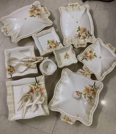 plastic dinner set. .