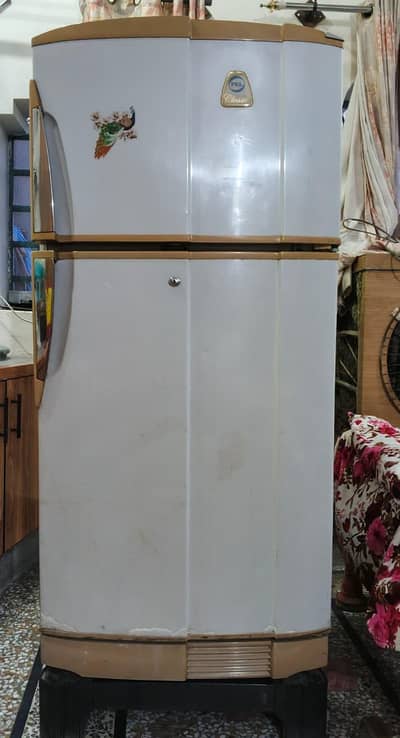 PEL Classic Crystal Fridge