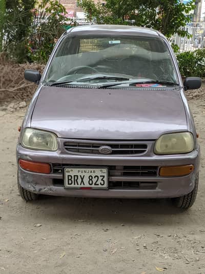 Daihatsu Cuore 2003