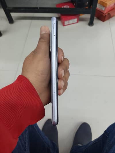 vivo y20.4. 64. only box cable Sath hai 03089044229call
