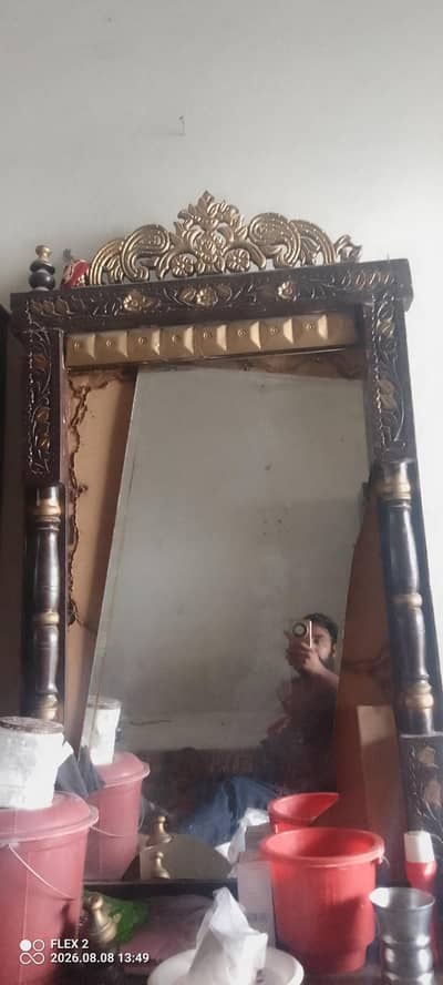showcase and bartan almari and sofa