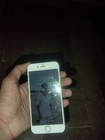 Apple iPhone 6S