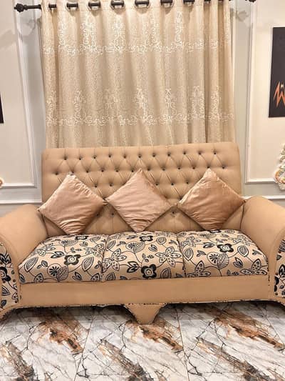 7 Seater Luxury Sofa Set | Excellent Condition