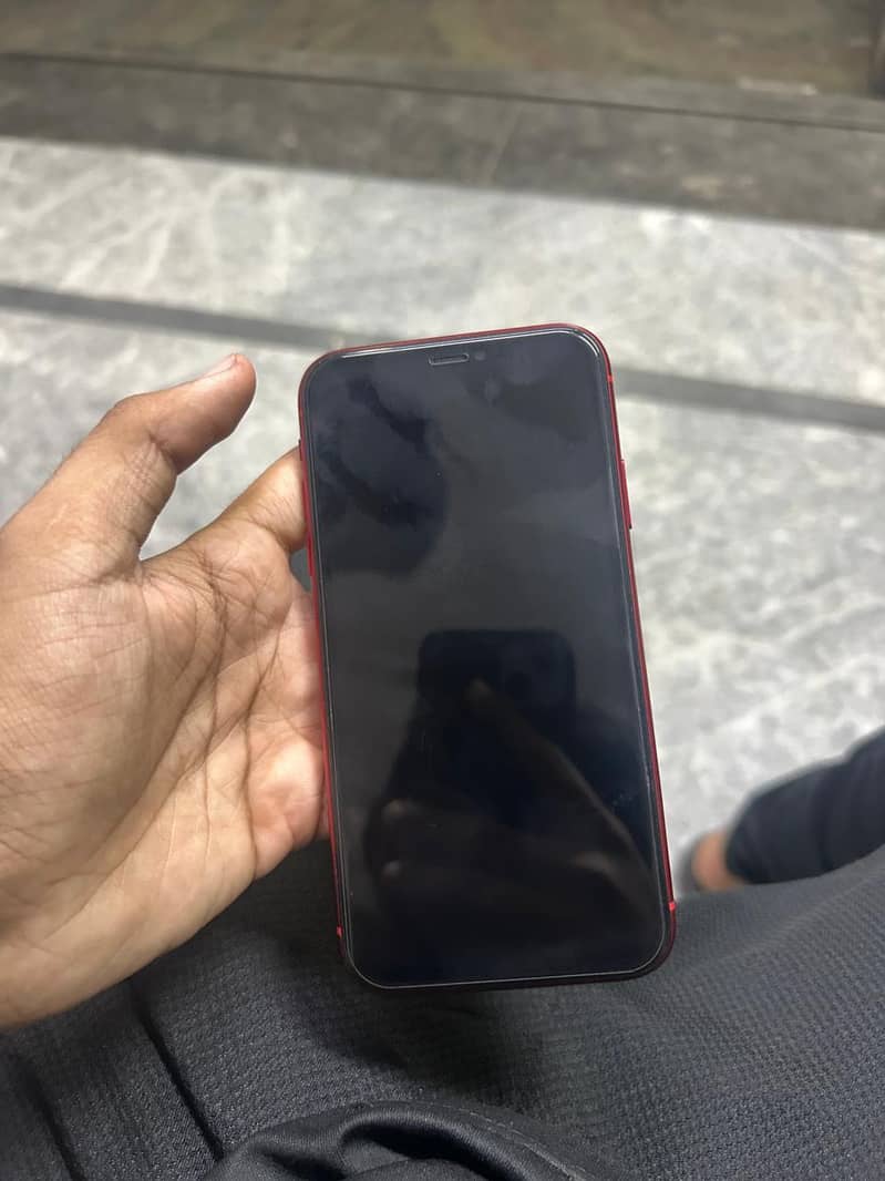Apple iPhone 11 0