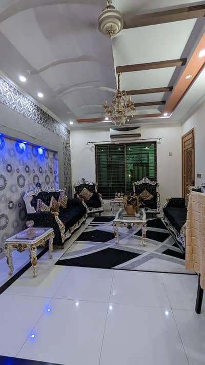 10 Marla Brand New Type Slightly Used Vip Luxury Ultra Modern Style Double Storey Standard House Available For Sale