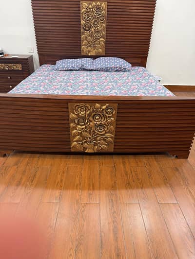 Pure wooden bed