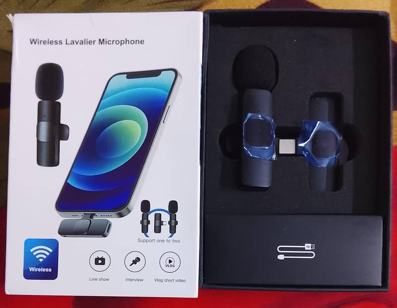 Wireless Lavalier Microphone 0