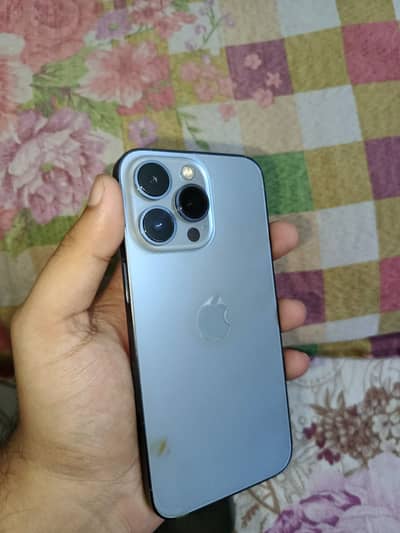 Apple iPhone 13 Pro