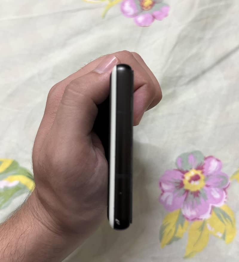 Google pixel 6a 4