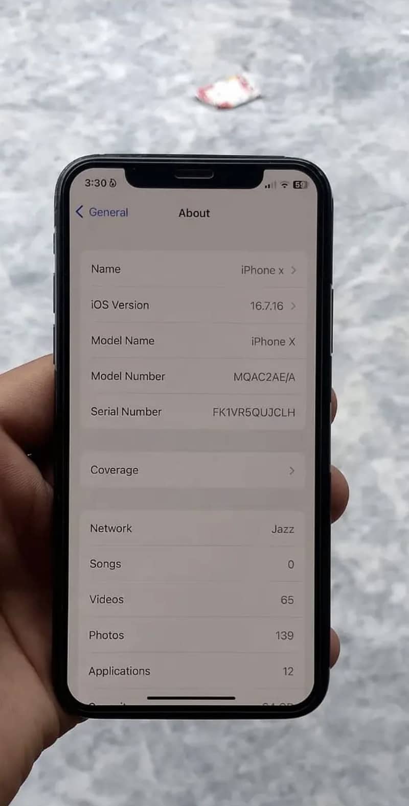 Apple iPhone X 4