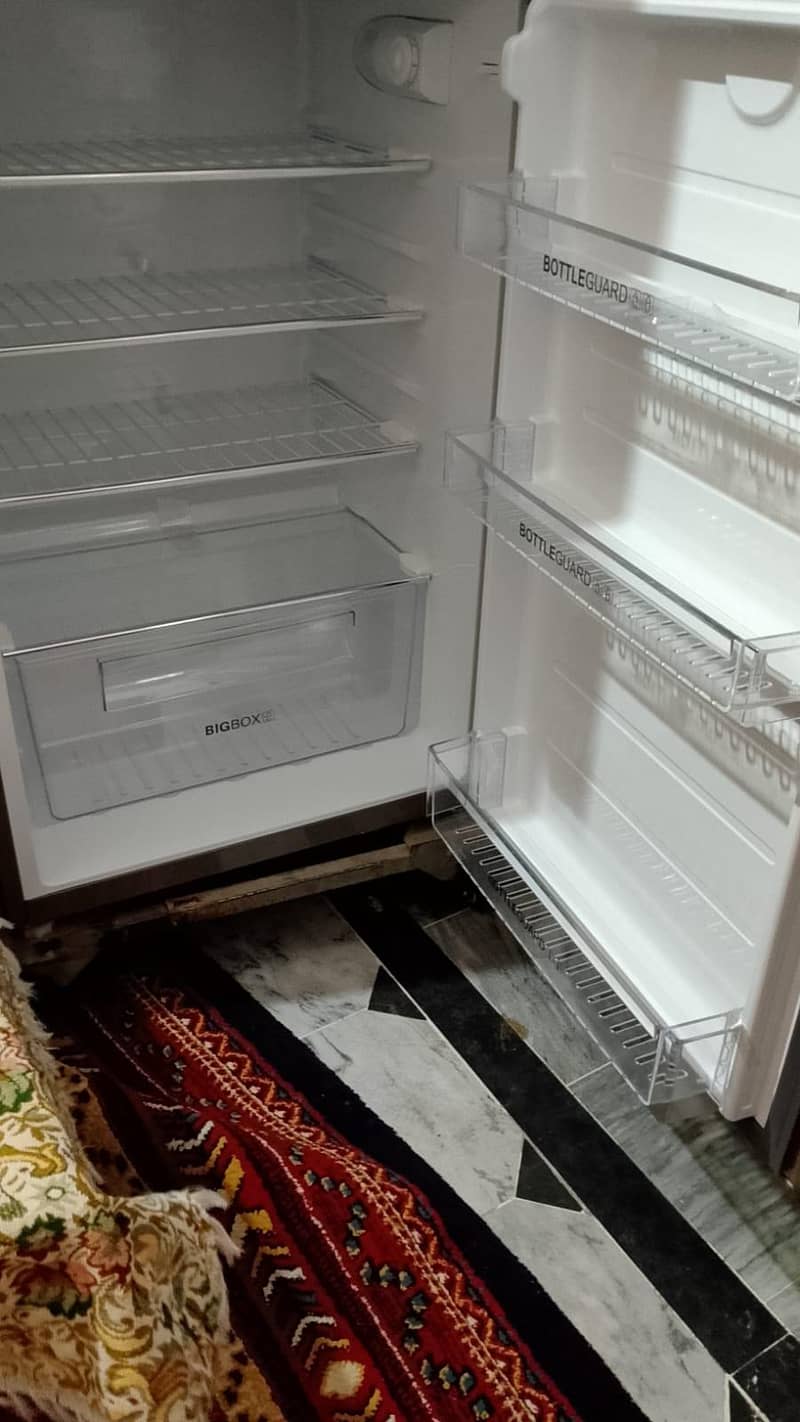 Refrigerator 5