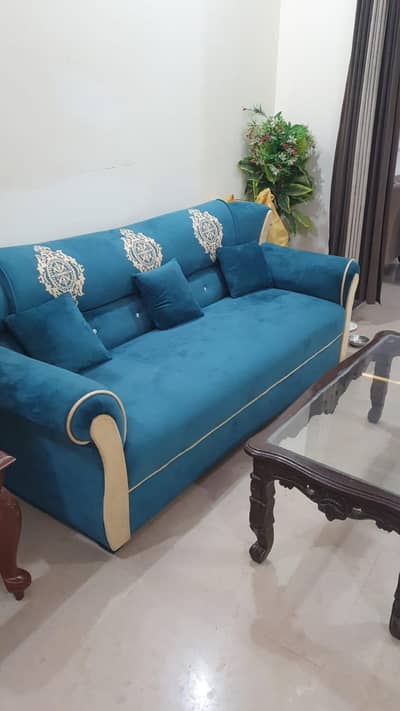 5 seater sofa urgent sale