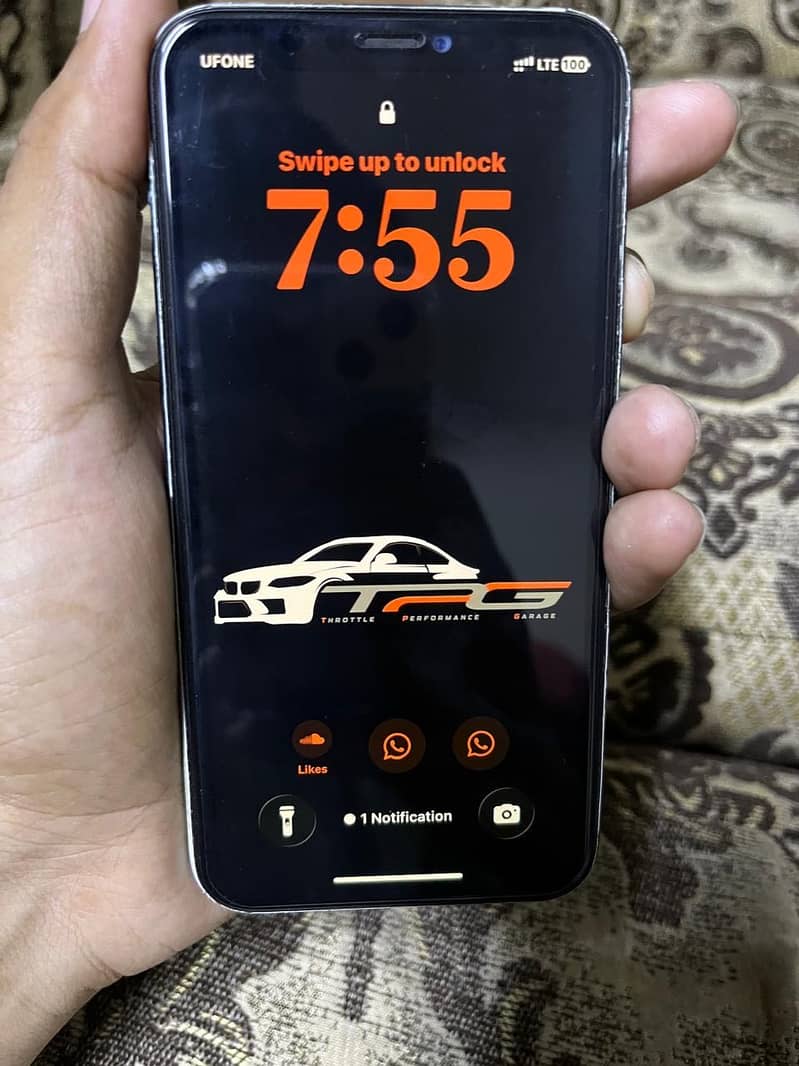 Apple iPhone 11 Pro 2
