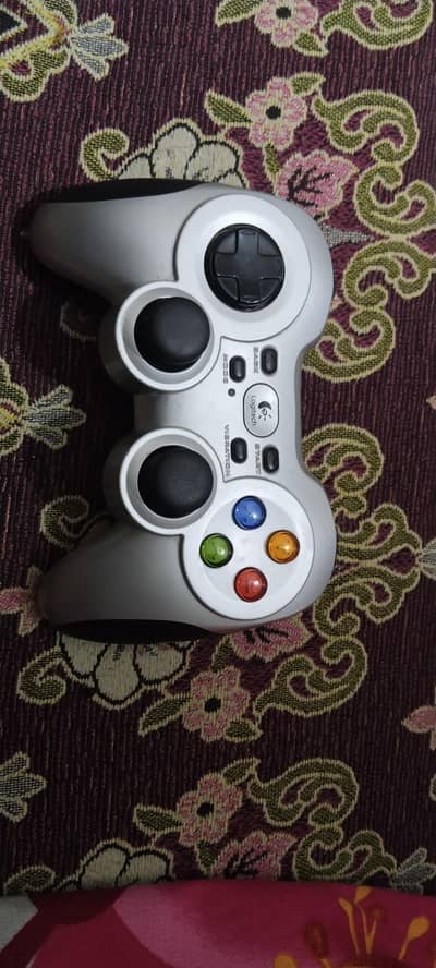 Logitech wireless controller f710