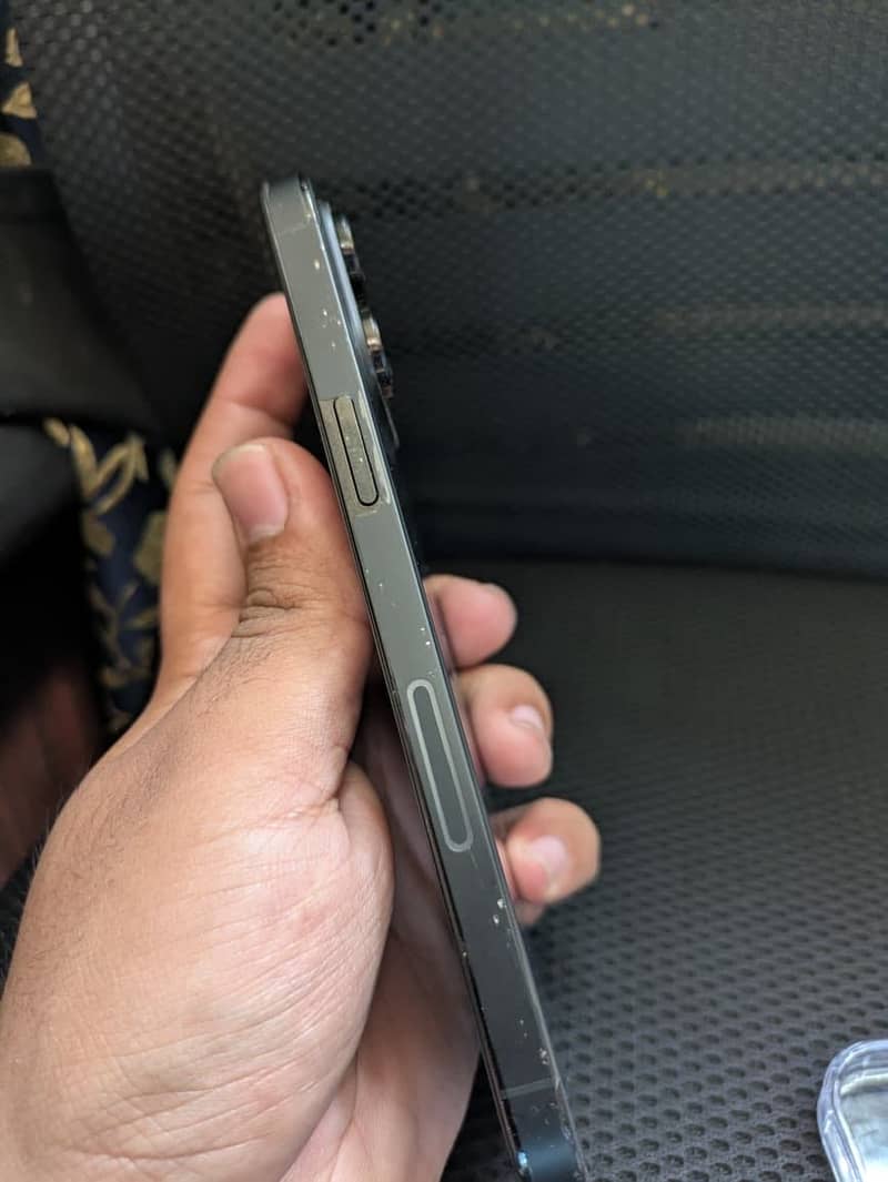 Apple iPhone 14 Pro Max 5