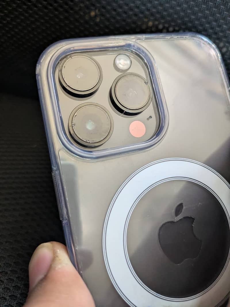 Apple iPhone 14 Pro Max 8